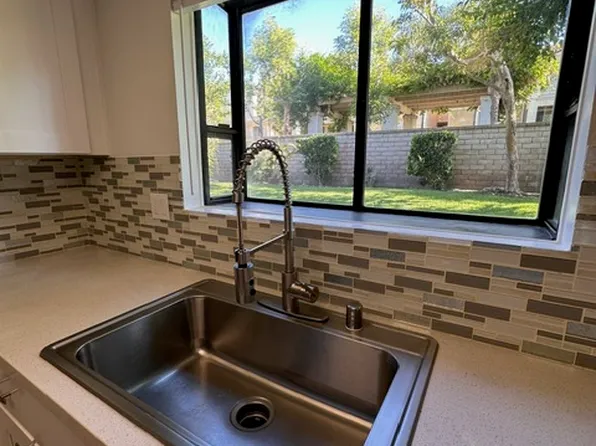 8316 Vineyard Ave APT D, Rancho Cucamonga, CA 91730