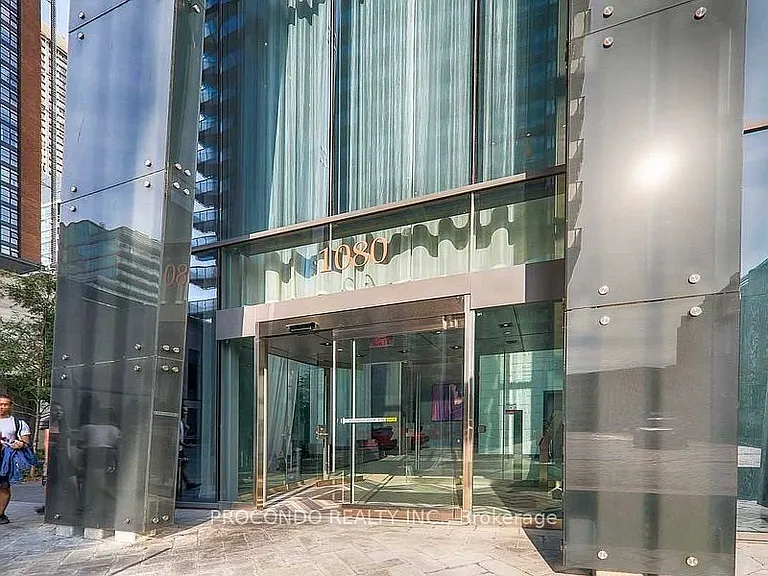 1080 Bay St #2307 — Photo 2