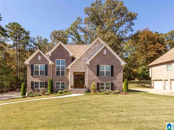 1011 Creel Dr, Moody, AL 35004