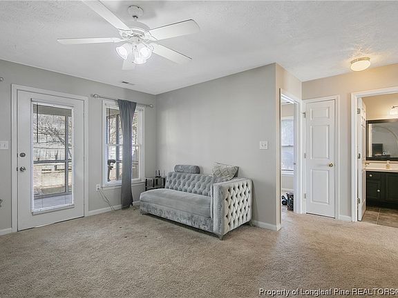 4th image of 359 Abbottswood Dr