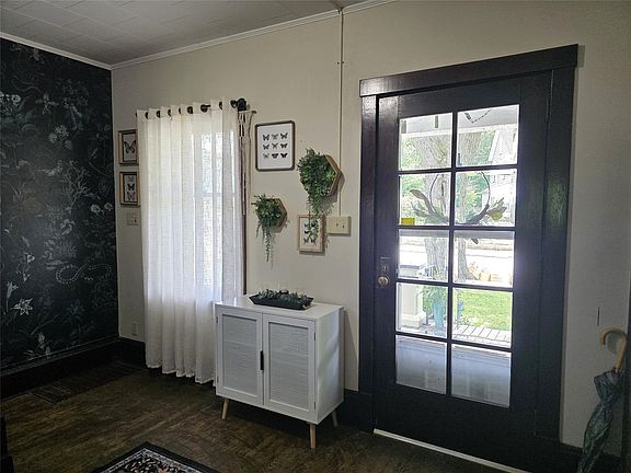 5th image of 721 Alden St