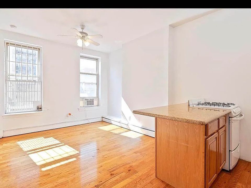 1st image of 870 Bergen St APT 3RR
