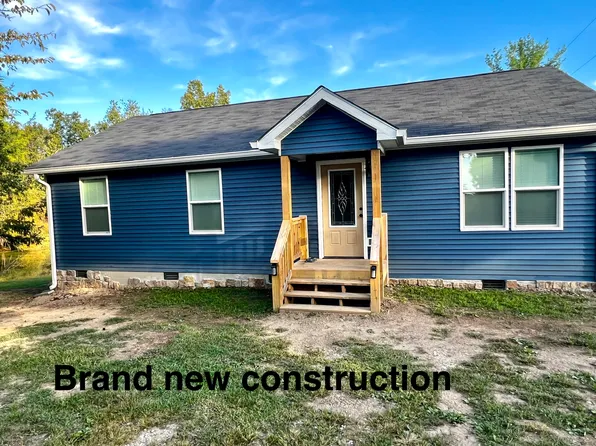 226 Lawton Brown Rd, Crab Orchard, TN 37723