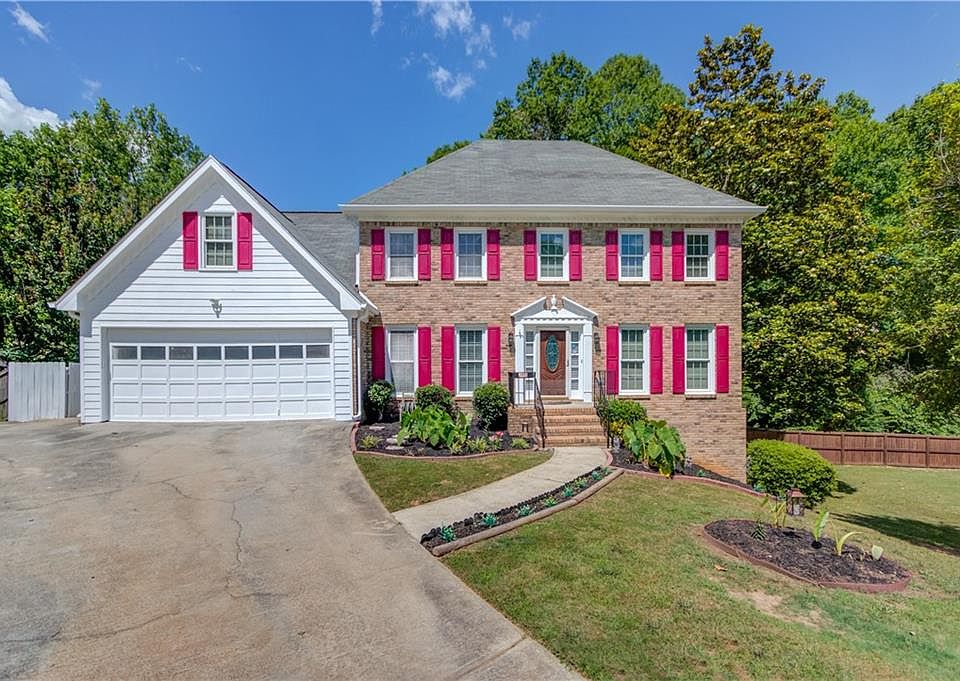 1st image of 160 Thornbush Cv