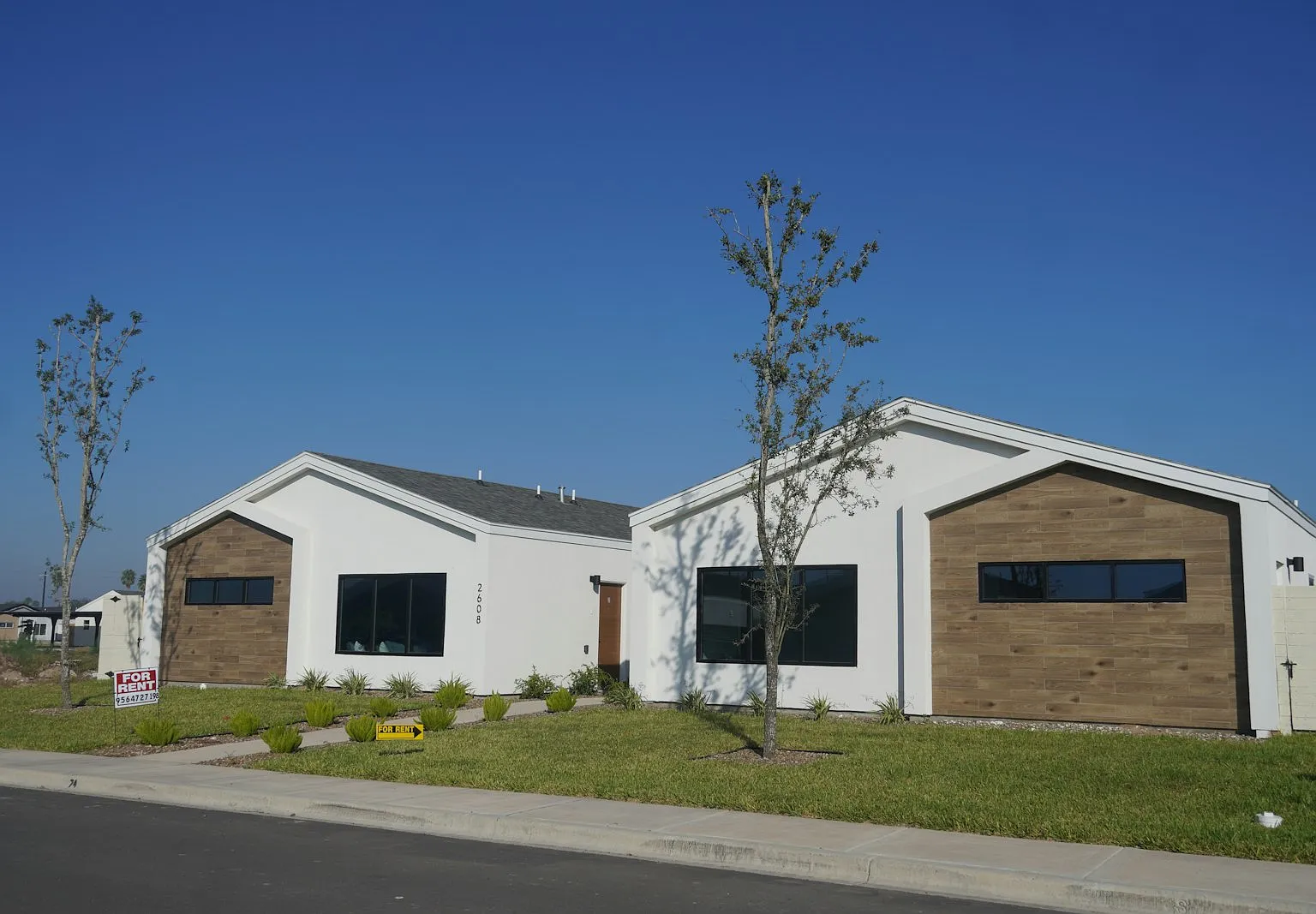 2608 Mockingbird Road , Unit 3 — Photo 1