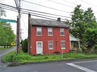 3863 Mauch Chunk Rd, Allentown, PA 18104