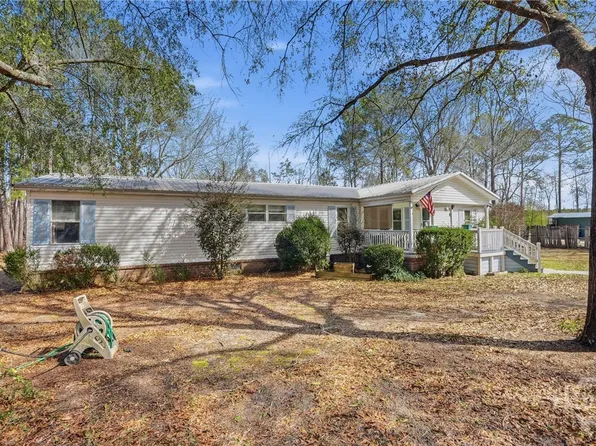124 Edgewater Drive, Bloomingdale, GA 31302