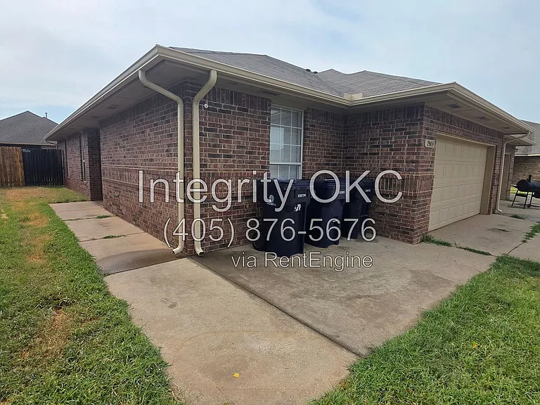 1503 Tahoe Ln — Photo 1