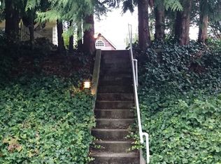 1917 3rd Ave W, Seattle, WA 98119