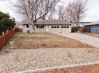 2009 Y Ave, La Grande, OR 97850