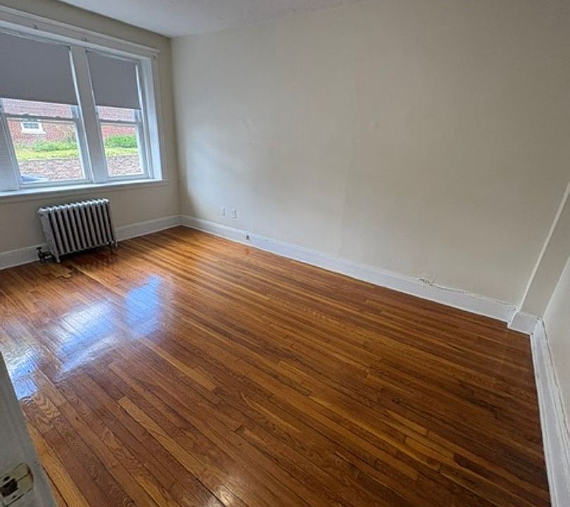 1st image of 1800 Commonwealth Ave APT 2