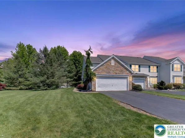 224 Park Ridge Dr, Easton, PA 18040