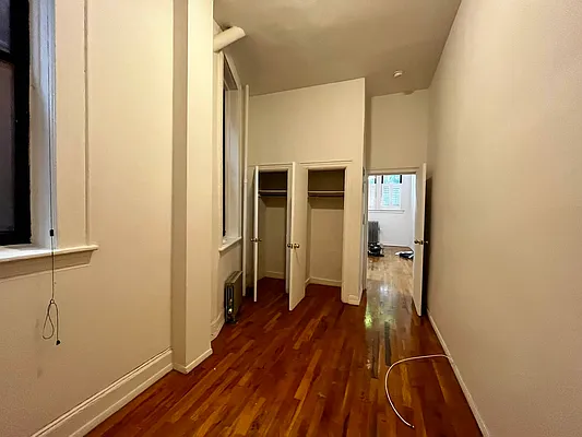 Rented by MySpaceNYC | media 4