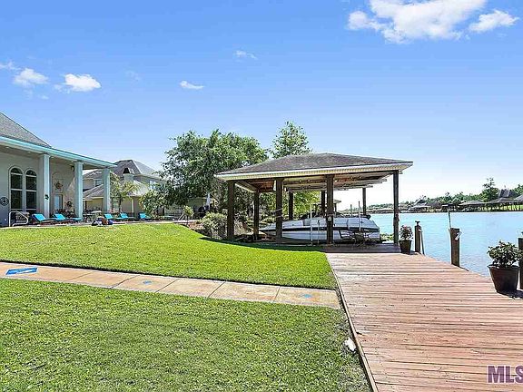 3rd image of 11847 Home Port Dr