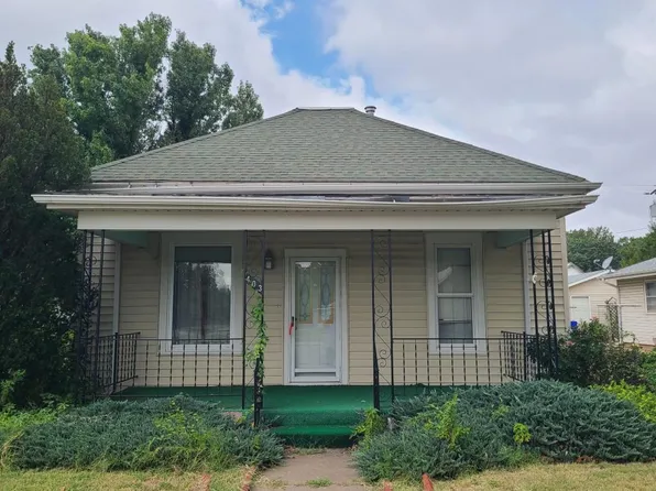 403 N Washington St, Marquette, KS 67464
