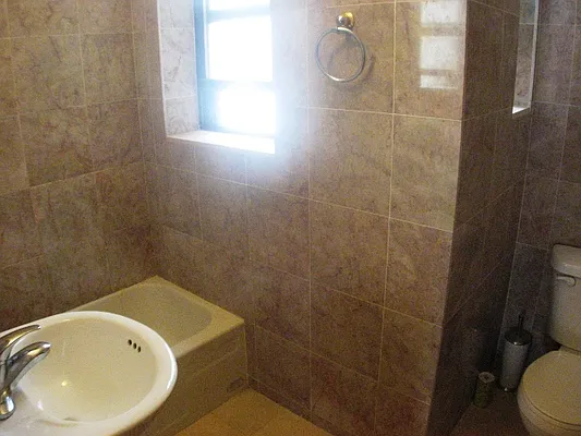 Rented by City Connections Realty | media 23