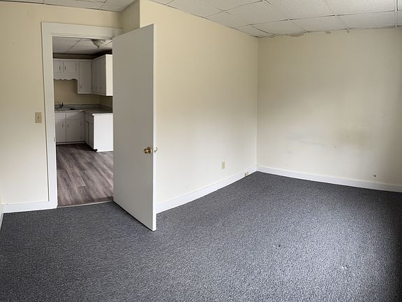 Bedroom 2 - off Kitchen