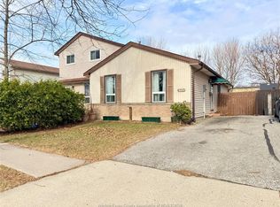 3026 Erindale Cres, Windsor, ON N8W4Y8