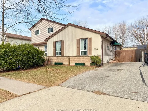 3026 Erindale Cres, Windsor, ON N8W 4Y8