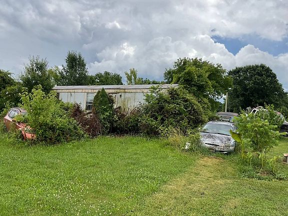 3rd image of 1531 & 1533 Prairie Rd