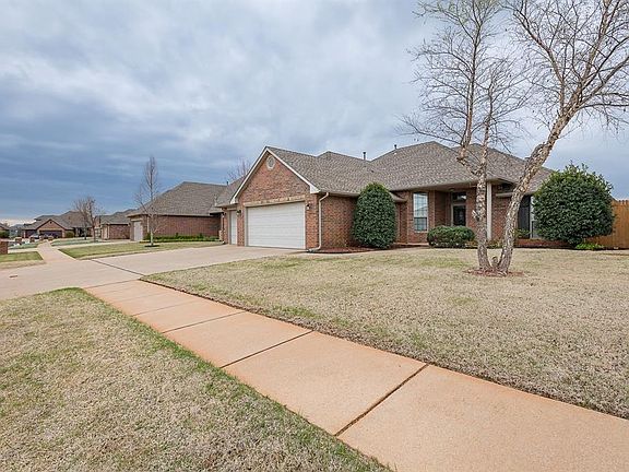 4th image of 15717 Creek Heights Dr