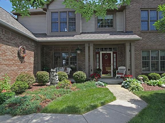 3rd image of 4830 Ashbrook Dr