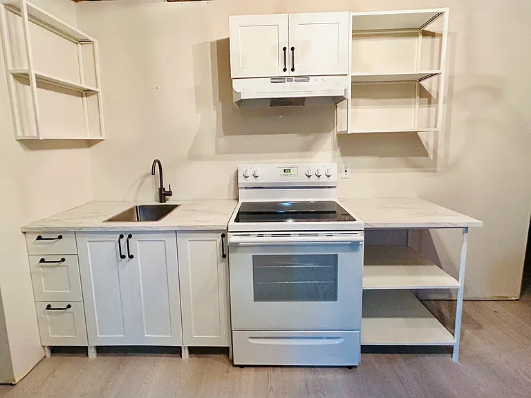 1900 Lilac Ridge Dr — Photo 2