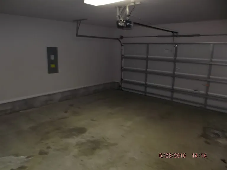 432 Spring Dr — Photo 8