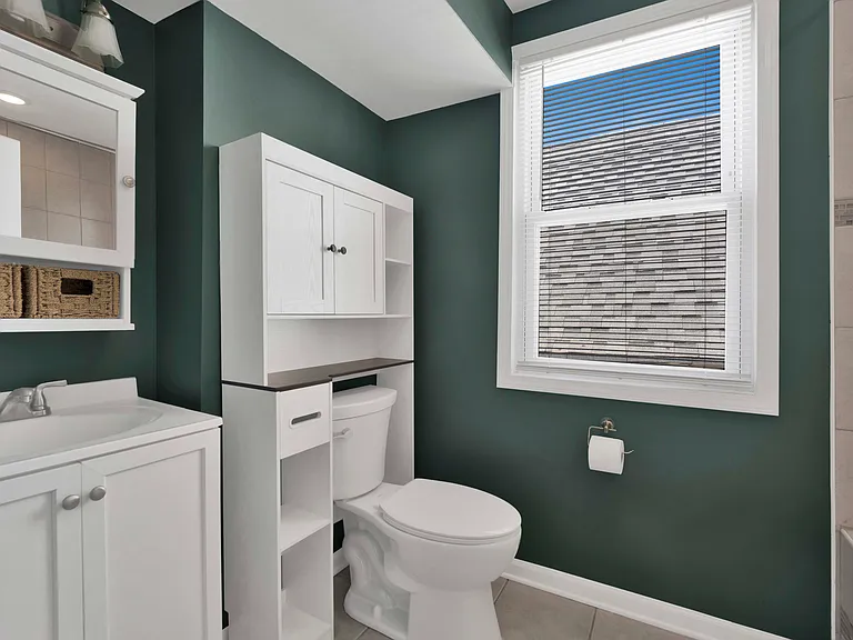 3721 W Shakespeare Ave — Photo 22