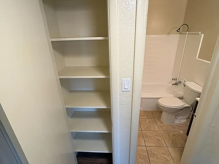9996 Montview Blvd — Photo 15