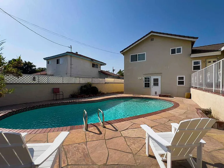1424 Winn Dr W — Photo 5