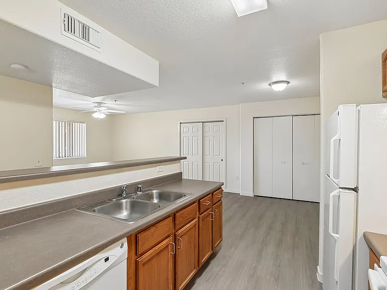 79-web-or-mls-unit D129-017