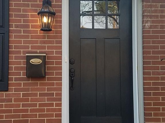 3rd image of 3009 Shenandoah Ave