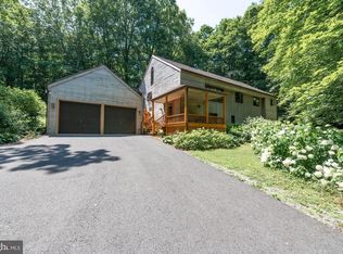 2906 Mount Gretna Rd, Elizabethtown, PA 17022
