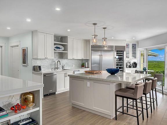 3rd image of 37 Barracuda Ln