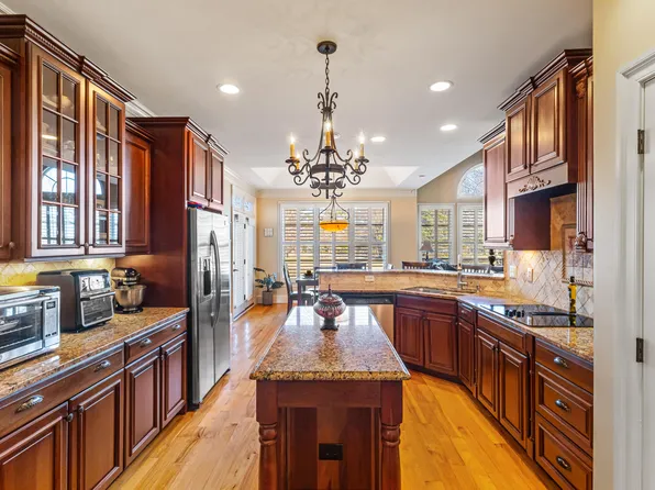 7105 Barham Hollow Dr, Wake Forest, NC 27587