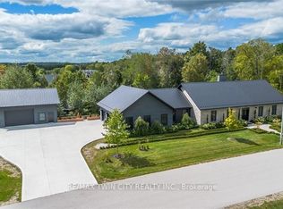 141 Ruth Anne Pl, Mapleton, ON N0G2K0