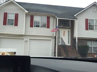 5874 Pecan Grv, Ellenwood, GA 30294