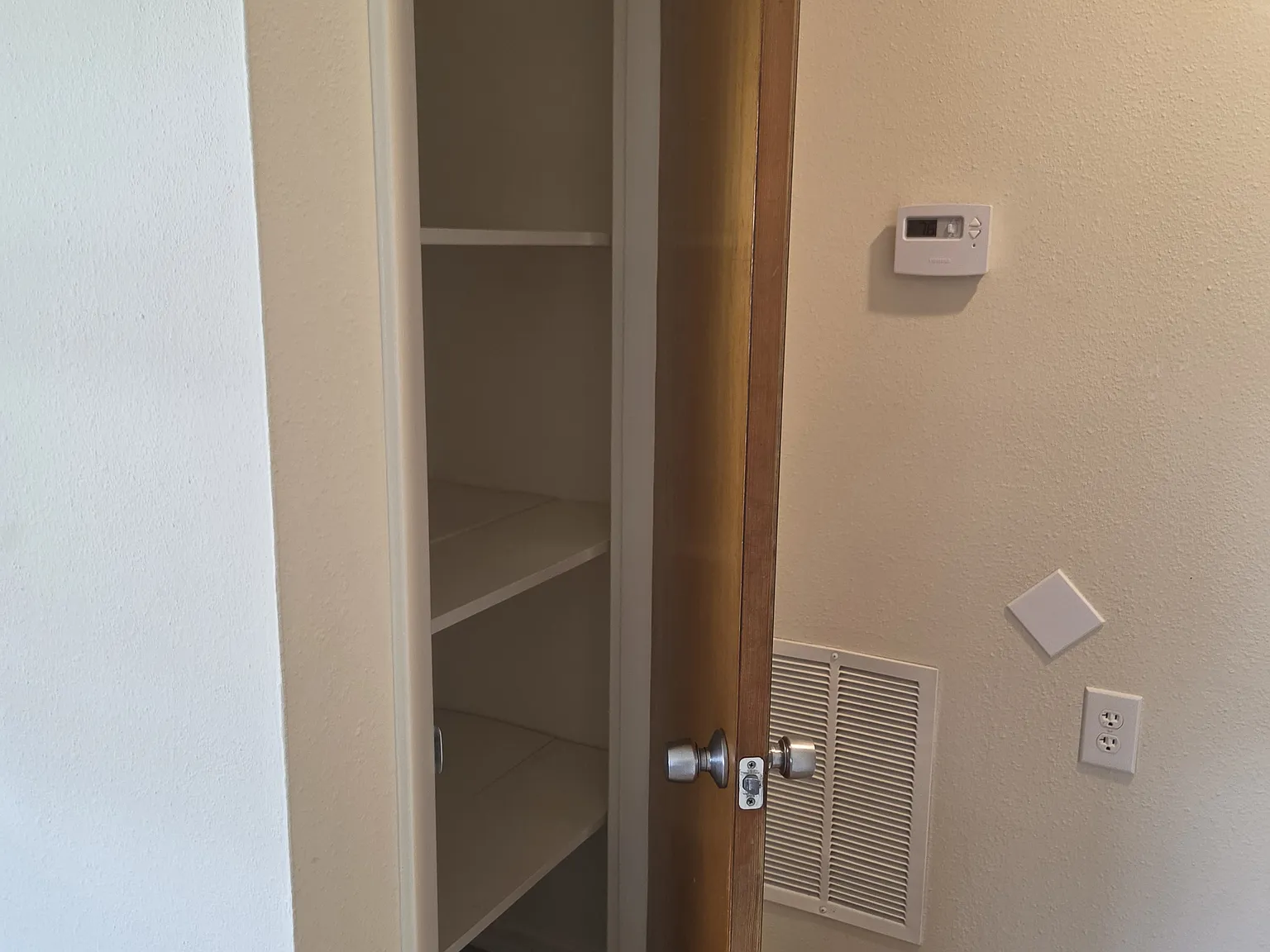 2 bed, 925 sqft, $1,450 — Photo 3