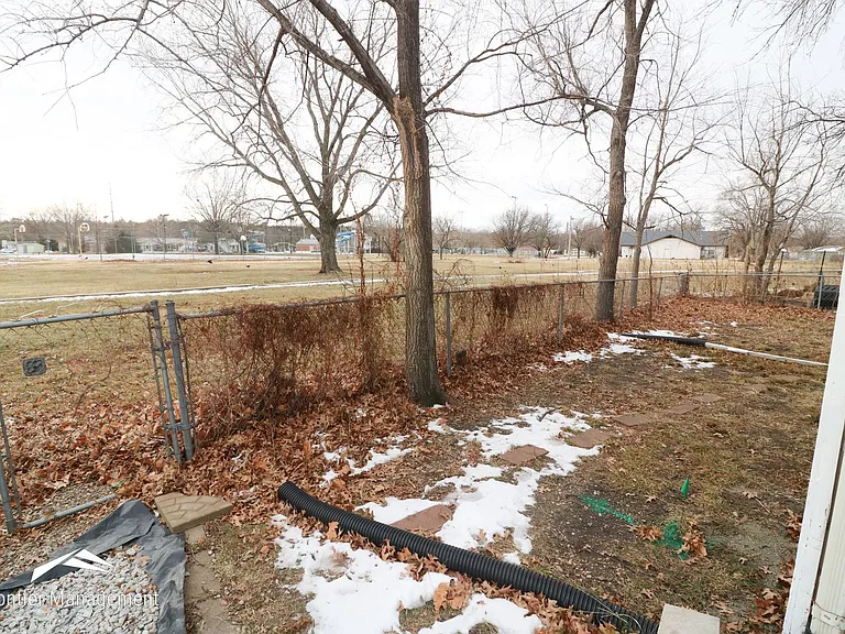2417 Galloway Dr — Photo 19