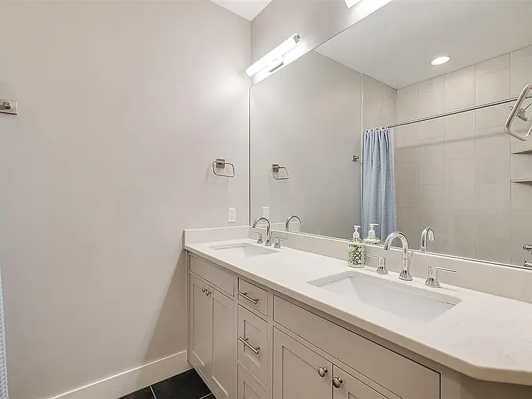 1138 NW 13th St #B — Photo 25