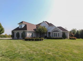 10896 S Auburn Hills Dr, Edinburgh, IN 46124