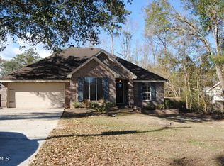 95508 Diamondhead Dr W, Diamondhead, MS 39525