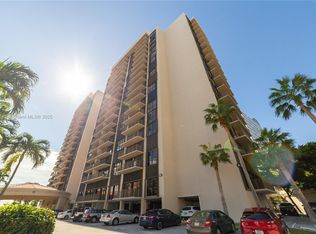 Costa Bella, Miami, FL 33131