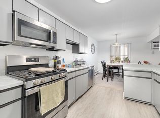 5 Riverview Ct, Secaucus, NJ 07094