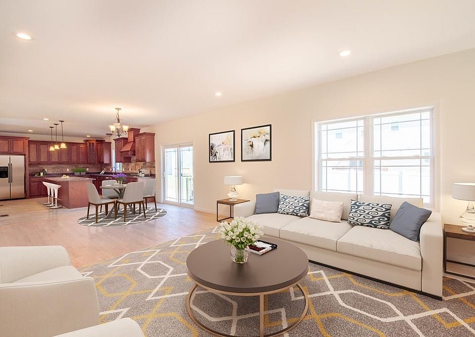 57 Elaine Cir, Springfield, MA 01109 Zillow