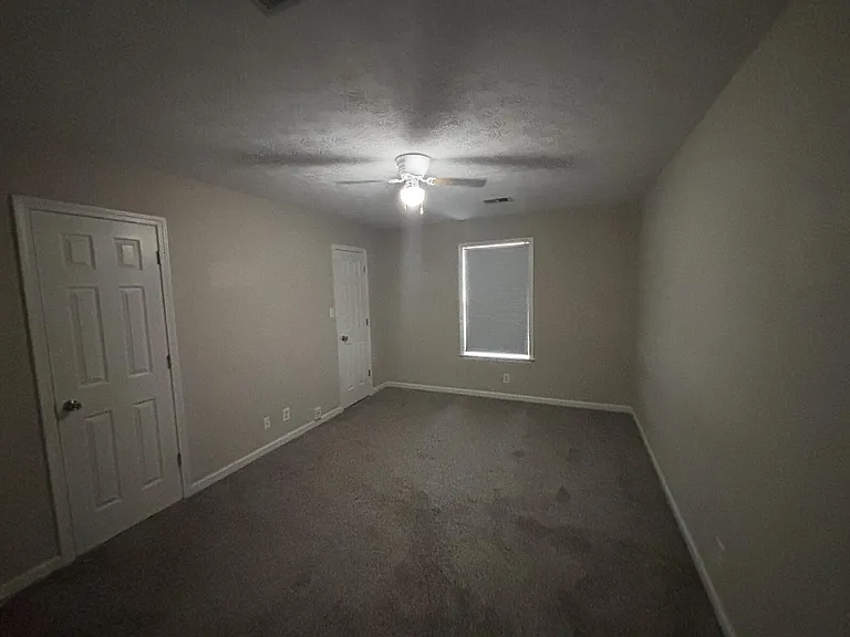 1140 Timothy Ave — Photo 12