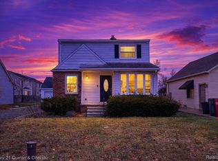 23443 Donaldson St, Clinton Township, MI 48035