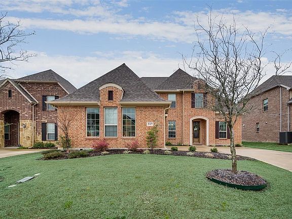 3rd image of 517 Nakoma Dr