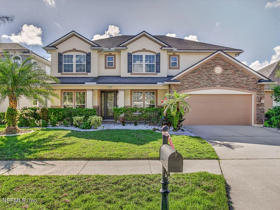 127 Rockcreek Dr